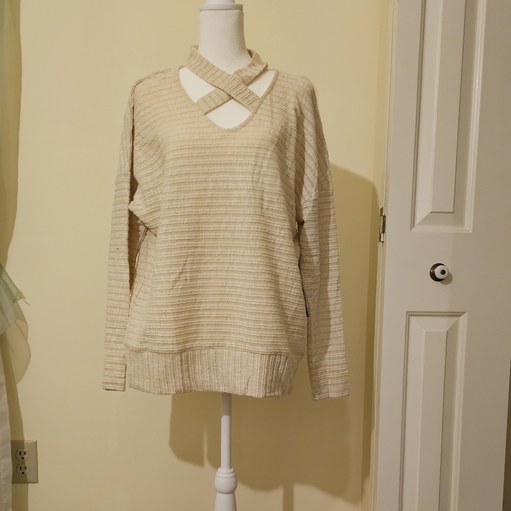 NWT Doe & Rae top